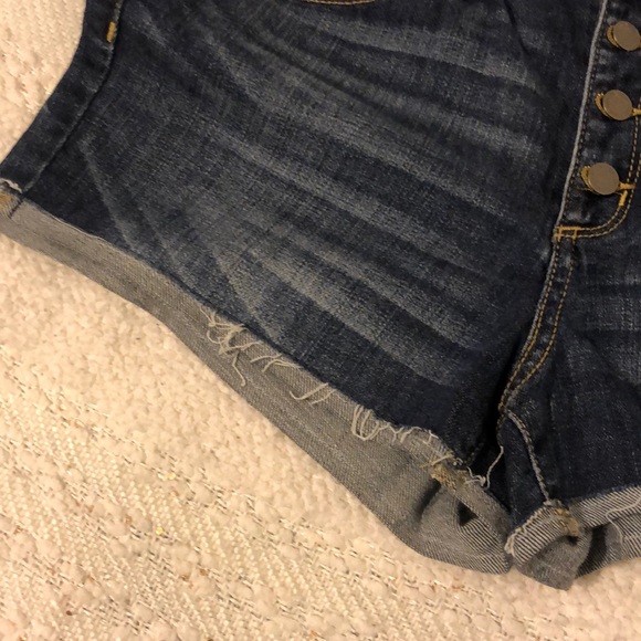 High Rise Denim Shorts - Picture 4 of 4